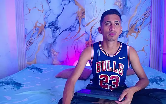 Boys xxx  online show from April 2026 04:41:01 AM