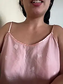 prisci1 online show from April 2026 07:31:02 PM