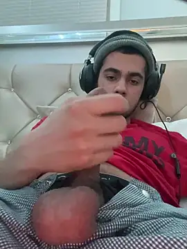 iLoveGirlsOnlyStr8Asf online show from April 2026 01:40:01 AM