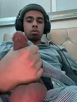 iLoveGirlsOnlyStr8Asf online show from March 2026 05:40:01 AM