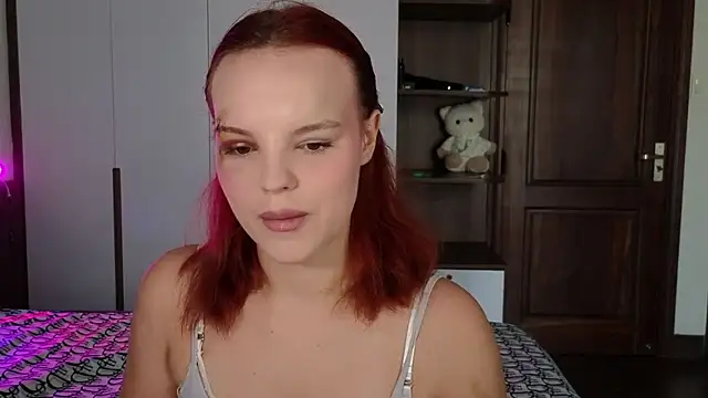 Snapshot of mollybossy chatting on June 2026 12:49:01 AM mollybossy online show from June 2026 12:49:01 AM