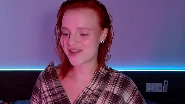 Snapshot of mollybossy chatting on July 2026 12:29:02 AM mollybossy online show from July 2026 12:29:02 AM
