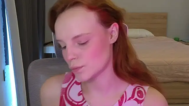 mollybossy online show from April 2026 07:14:01 AM