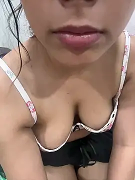 Snowygirl11 online show from May 2026 08:11:02 PM