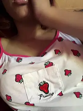 Snowygirl11 online show from April 2026 04:15:01 AM
