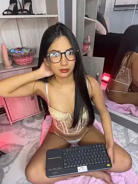 Gretel Streit online show from May 2026 03:22:01 AM