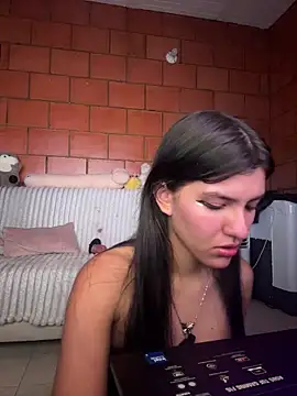 xayah cute online show from April 2026 06:27:02 AM