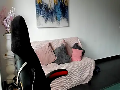 Snapshot of Lilyt_Cooper chatting on March 2026 08:53:02 PM Lilyt Cooper online show from March 2026 08:53:02 PM