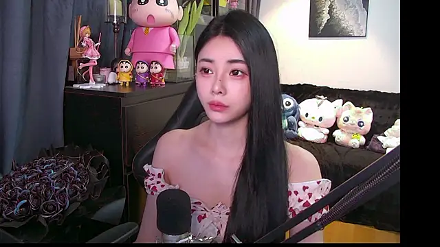 XiaoYuBao- online show from March 2026 07:42:02 AM