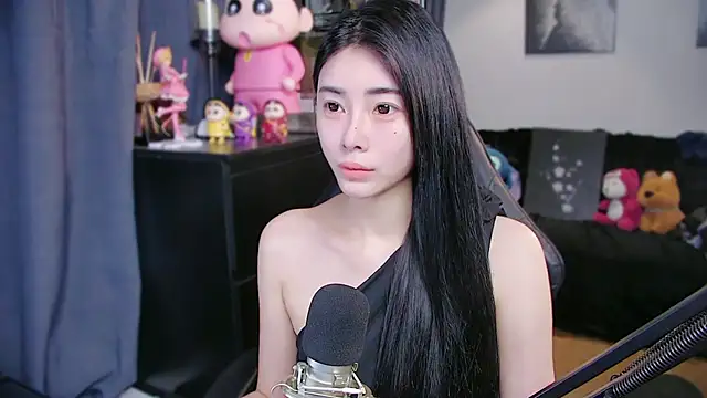 XiaoYuBao- online show from April 2026 01:18:01 PM