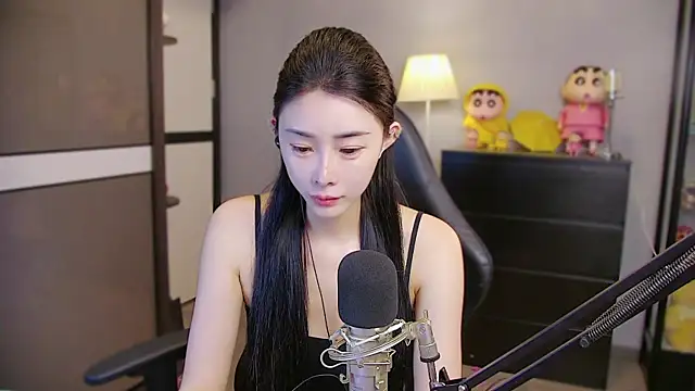 XiaoYuBao- online show from July 2026 04:15:02 PM