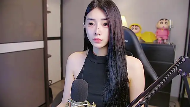 Snapshot of XiaoYuBao- chatting on June 2026 05:07:01 PM XiaoYuBao- online show from June 2026 05:07:01 PM