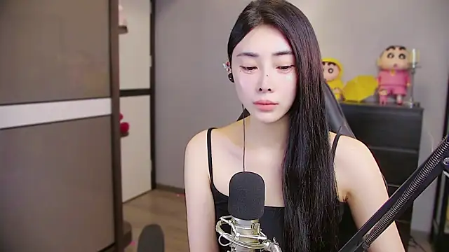 Snapshot of XiaoYuBao- chatting on May 2026 01:38:02 PM XiaoYuBao- online show from May 2026 01:38:02 PM