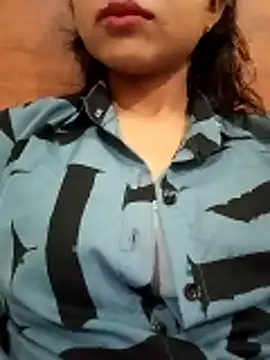 ritika gupta02 online show from March 2026 08:33:01 PM