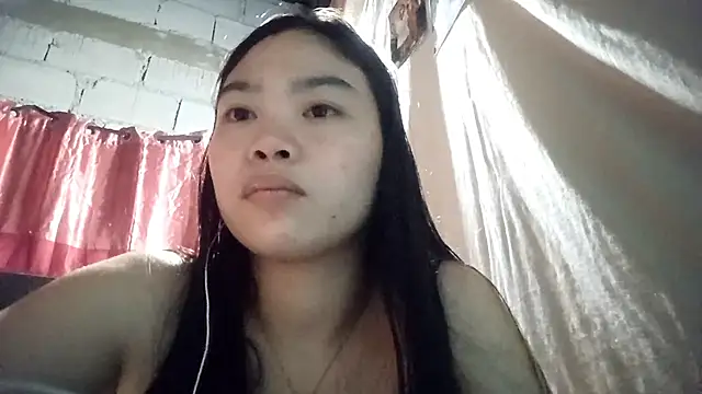 WhitneyUong online show from March 2026 01:03:02 PM