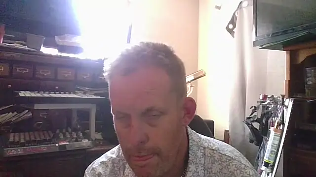 strokingjoe14585 online show from April 2026 03:16:02 PM