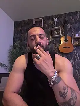 Snapshot of Lionkech chatting on June 2026 09:31:02 PM Lionkech online show from June 2026 09:31:02 PM