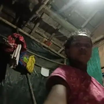 SanjanaBiswas323 online show from April 2026 12:43:01 PM