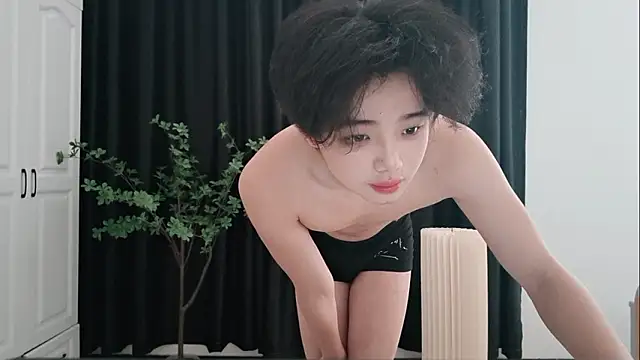 ZH-HUAHUA online show from March 2026 06:31:01 AM