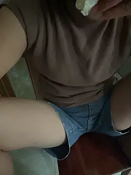 Sunny-yy online show from March 2026 04:56:02 AM