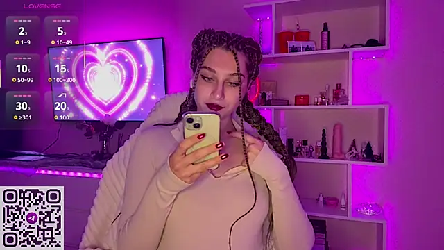 Olivia 132 online show from April 2026 04:22:02 PM