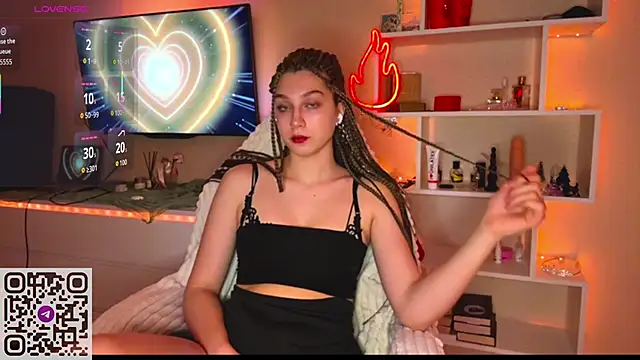 Olivia 132 online show from April 2026 05:42:01 PM