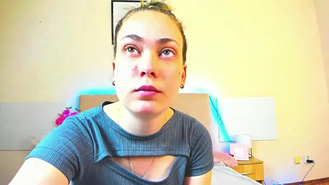 MelanieCuty online show from May 2026 05:37:02 AM