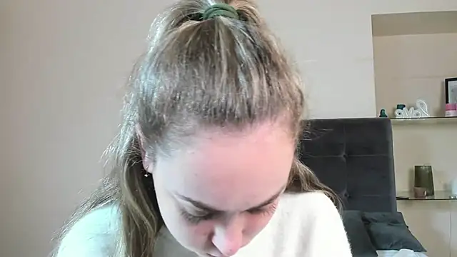 MelanieCuty online show from April 2026 05:36:01 AM