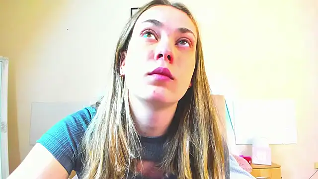 MelanieCuty online show from June 2026 05:40:02 AM