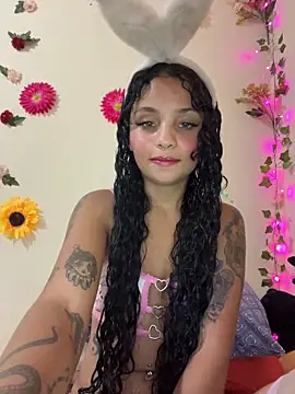 SpidderSecret online show from April 2026 01:45:02 AM