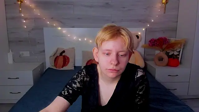 EloraBlu online show from March 2026 11:48:02 AM