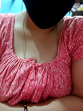 Snapshot of tulidas96778 chatting on April 2026 01:39:01 AM tulidas96778 online show from April 2026 01:39:01 AM