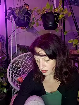 PurpleBunnyxo online show from May 2026 05:44:01 AM