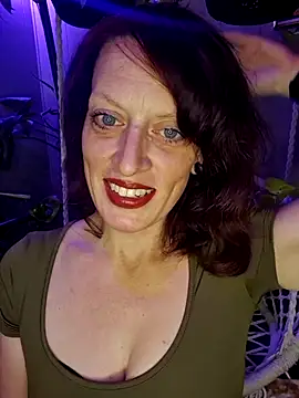 PurpleBunnyxo online show from May 2026 03:13:01 AM
