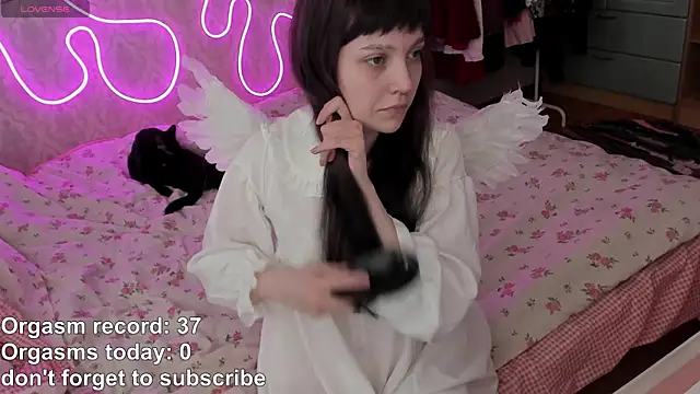 RileyNymph online show from April 2026 03:30:01 AM