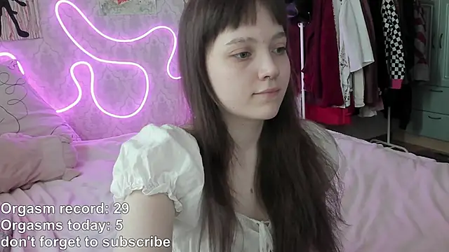 RileyNymph online show from May 2026 03:10:01 AM
