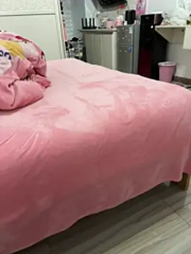 Snapshot of tiantian_niu chatting on April 2026 02:18:02 PM tiantian niu online show from April 2026 02:18:02 PM