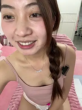 Snapshot of tiantian_niu chatting on April 2026 01:24:02 PM tiantian niu online show from April 2026 01:24:02 PM