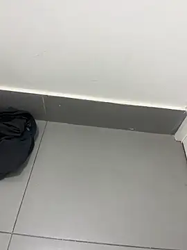 alej2x4 online show from April 2026 03:52:02 AM