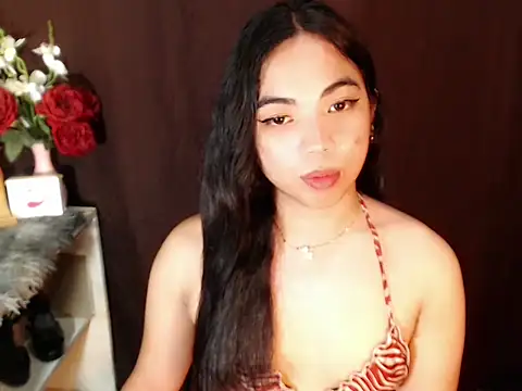 xLinda Walkerx online show from May 2026 11:56:01 PM