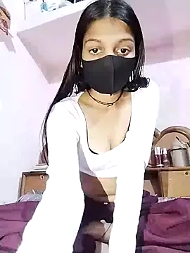 maahi213 online show from April 2026 05:36:01 AM