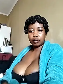 Prettylicou online show from May 2026 10:29:01 AM