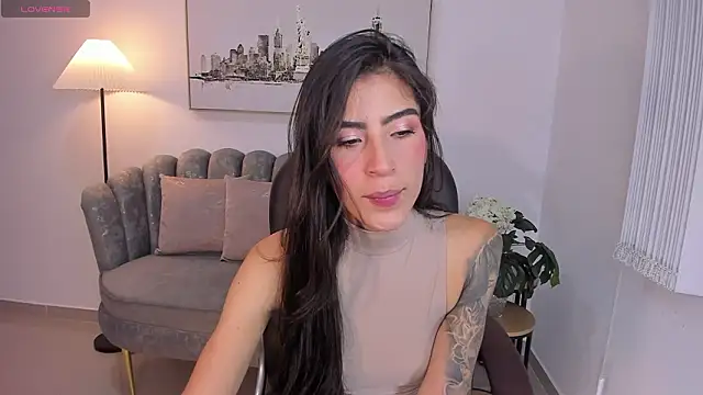 Ninna Asppen  online show from March 2026 05:18:01 AM