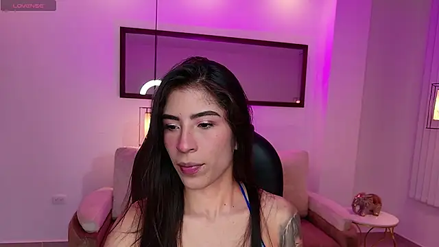 Ninna Asppen  online show from March 2026 04:56:02 AM