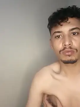 Snapshot of theking777777A chatting on March 2026 01:33:01 AM theking777777A online show from March 2026 01:33:01 AM