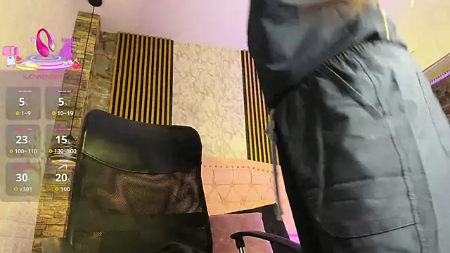 AishaCambell  online show from March 2026 09:54:02 AM