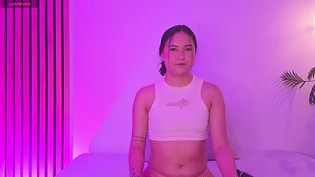 EmmaLopez11 online show from May 2026 11:46:02 AM