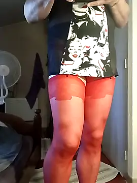 stephie83 online show from June 2026 03:40:02 PM