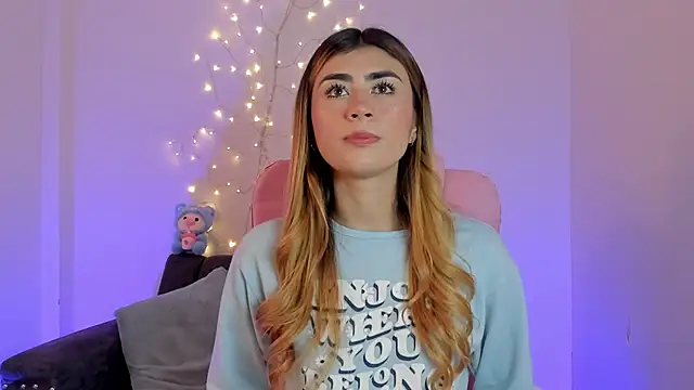 DannieAllen online show from April 2026 08:20:02 PM