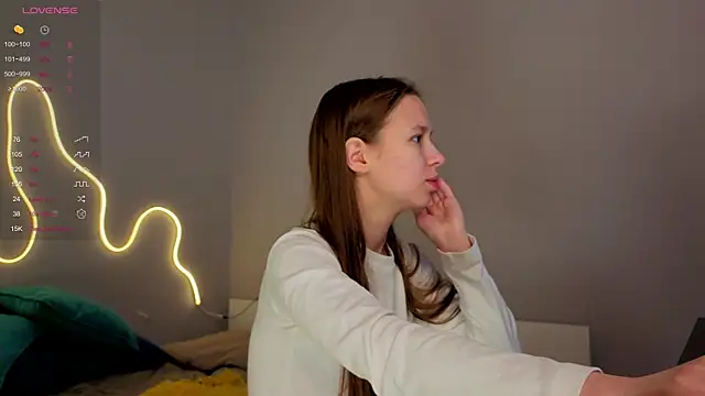 Emma dream  online show from May 2026 02:00:01 AM